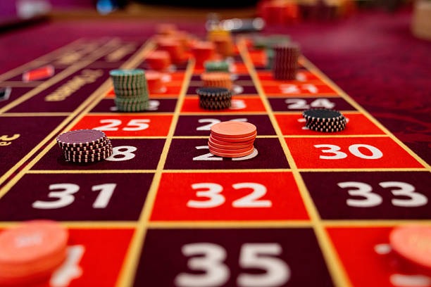 papatoto live-dealer table with video stream and game controls